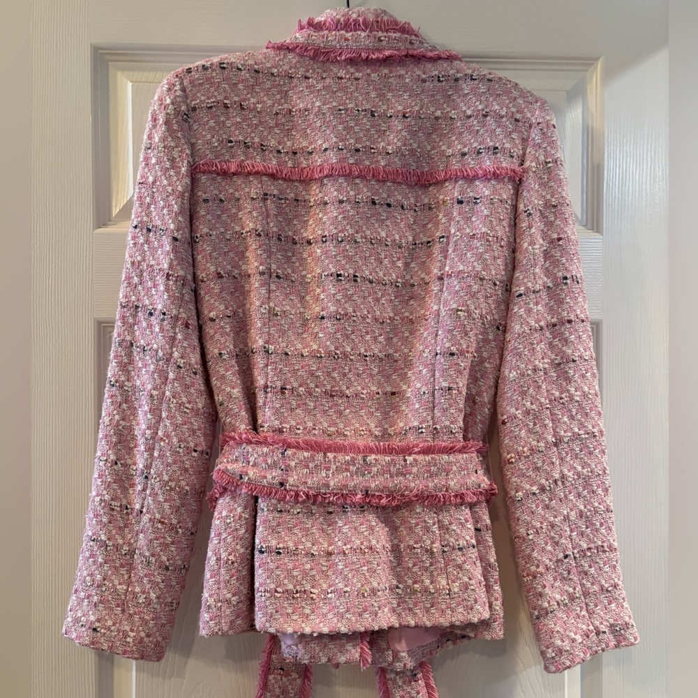 Turn heads in this gorgeous Doncaster Collection pink jacket size 8 - Picture 4 of 9
